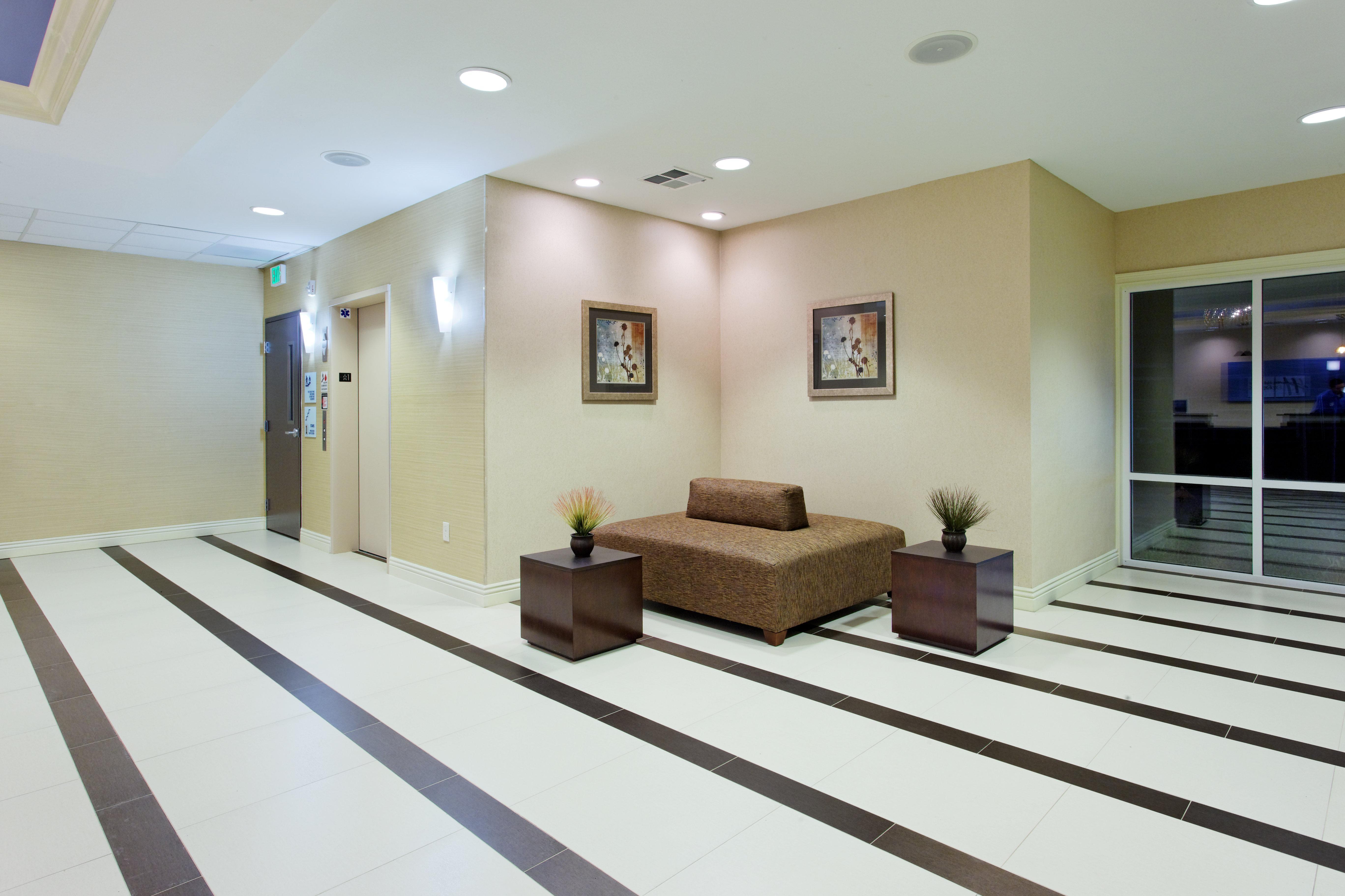 Holiday Inn Express Benicia By Ihg Eksteriør bilde